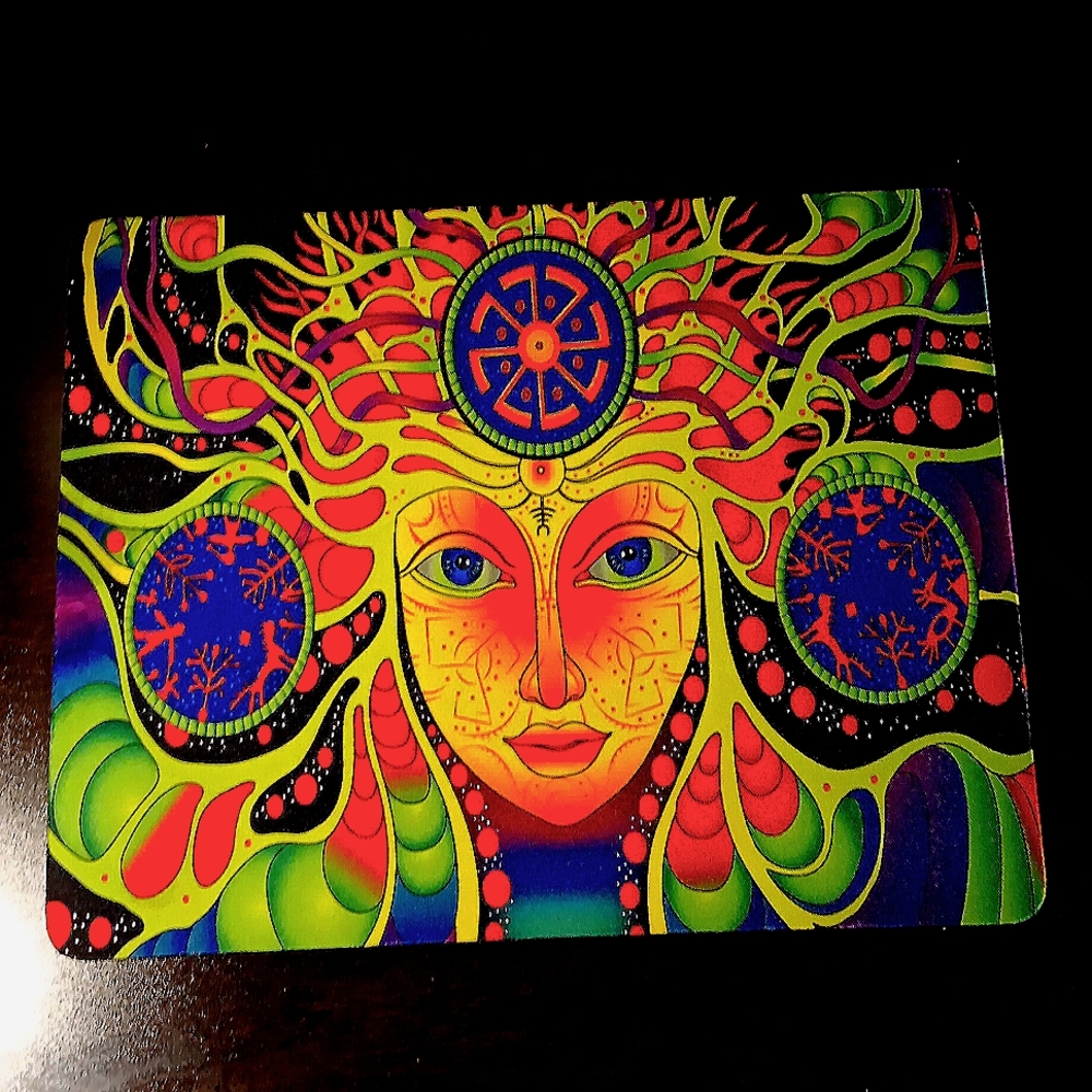 NWOT (3/$40) PSYCHEDELIC TRIPPY NEON FRACTAL BOHO 🕉  SPIRIT GODDESS ASTROLOGY